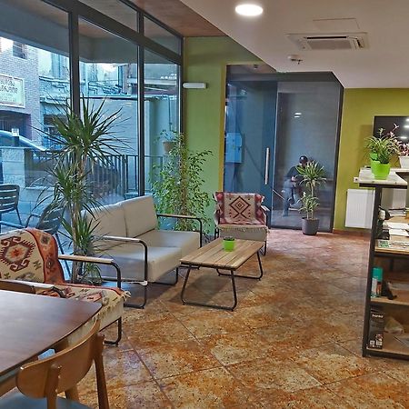 Green Inn Hotel Tbilisi Esterno foto