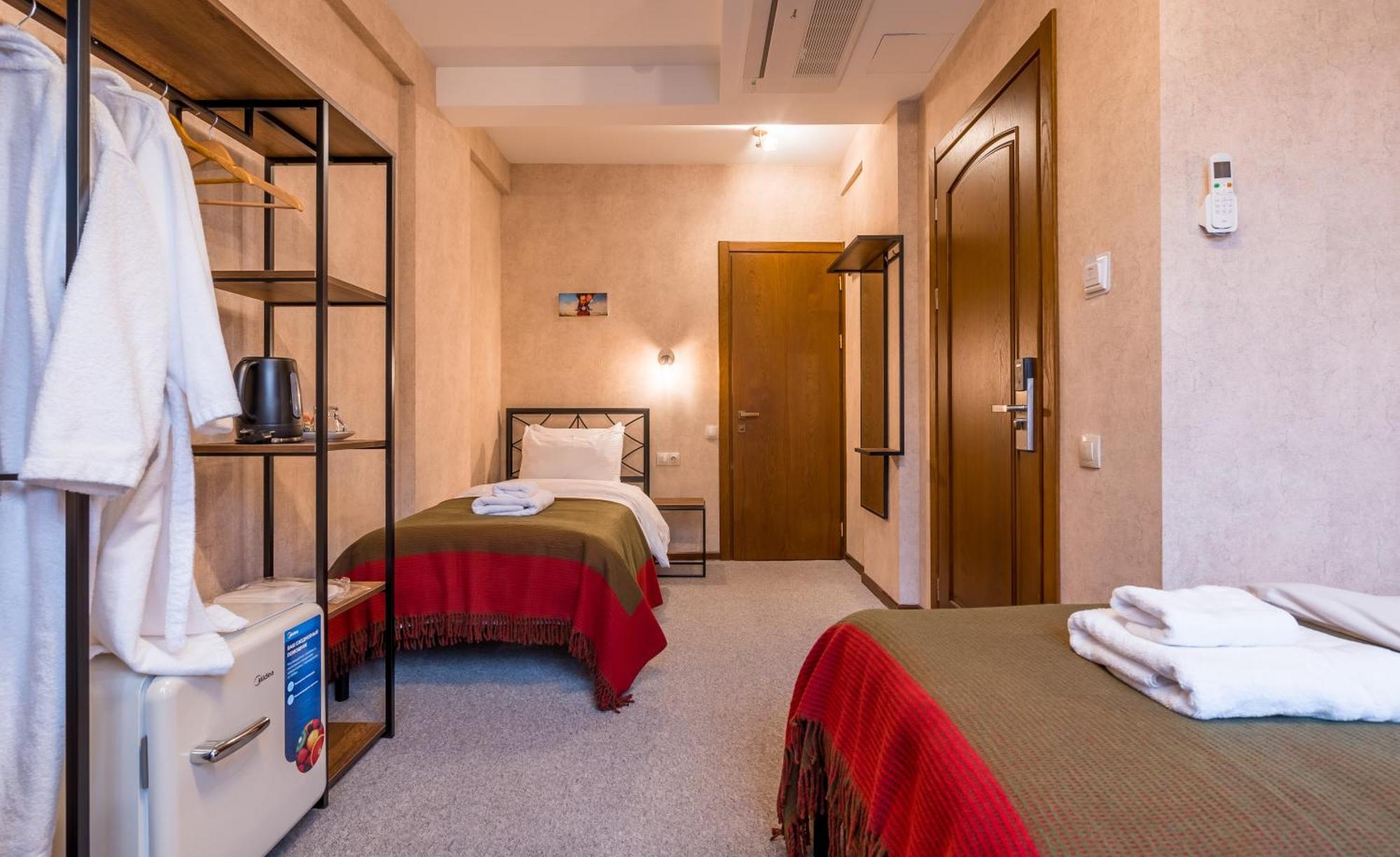 Green Inn Hotel Tbilisi Esterno foto