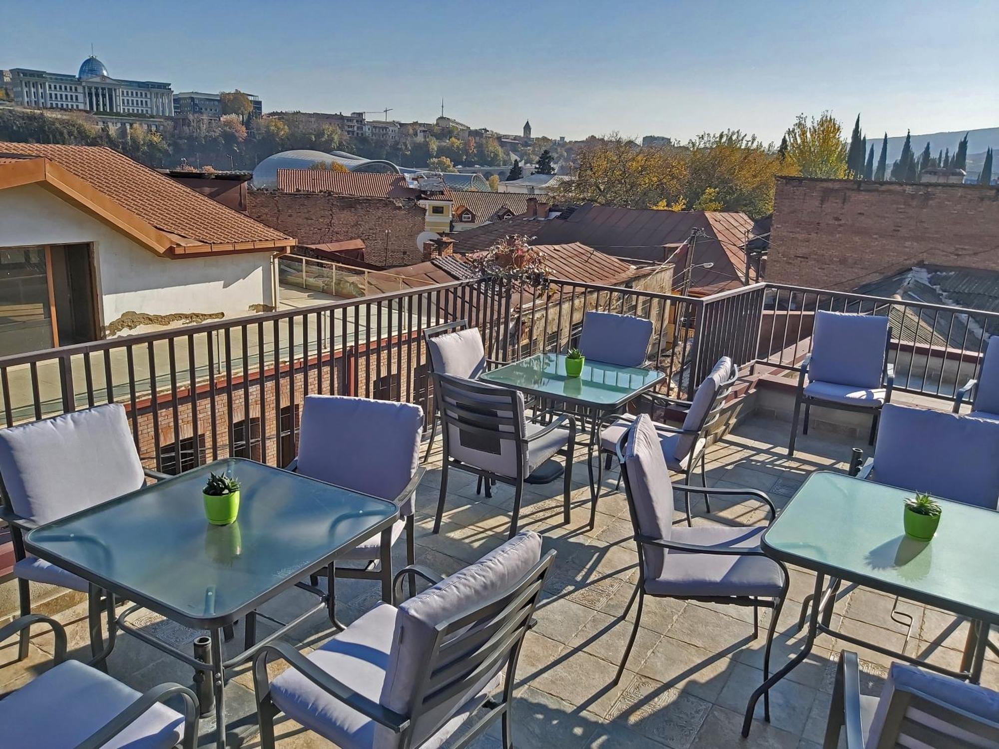 Green Inn Hotel Tbilisi Esterno foto